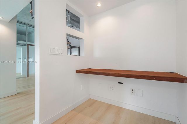 10 SW South River Dr 607, Miami, FL 33130