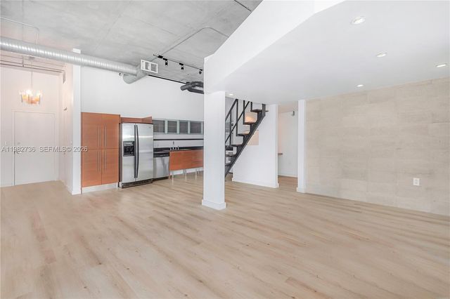 10 SW South River Dr 607, Miami, FL 33130