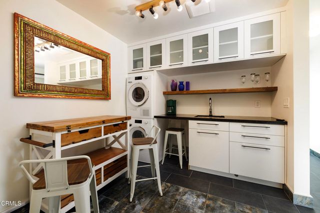 1417 Foothill Road, Ojai, CA 93023