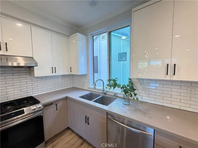 1115 La Cadena Ave B, Arcadia, CA 91007