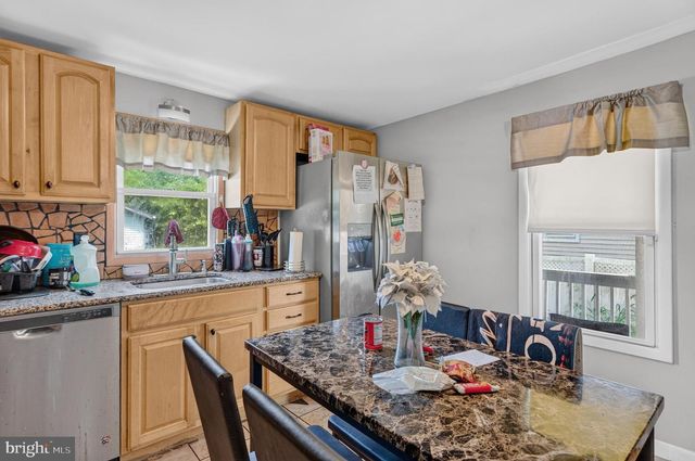 7 EDWARD ST, Lumberton, NJ 08048