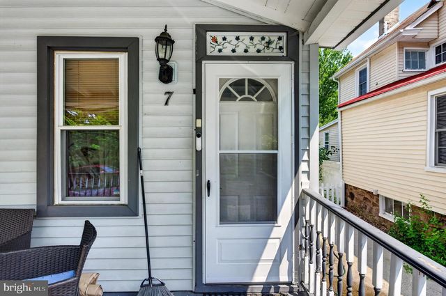 7 EDWARD ST, Lumberton, NJ 08048