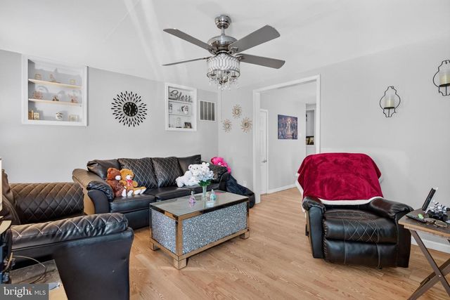 7 EDWARD ST, Lumberton, NJ 08048
