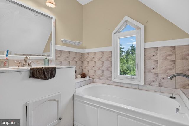 7 EDWARD ST, Lumberton, NJ 08048