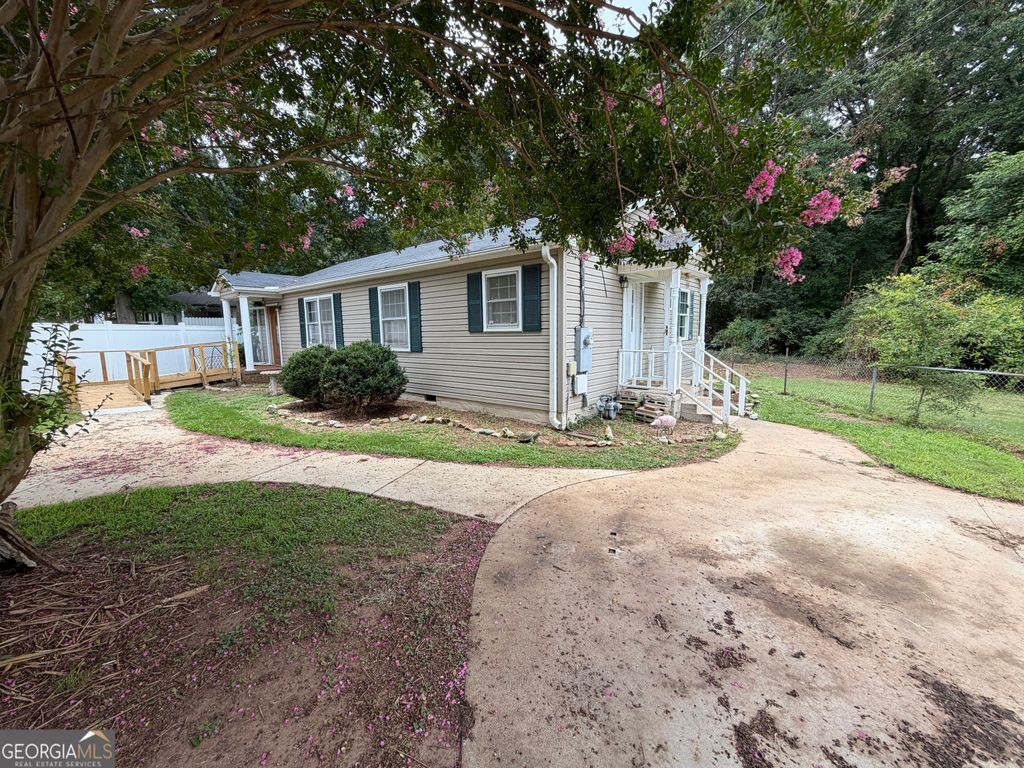 230 Glendale Drive, Hartwell, GA 30643 — photo 3