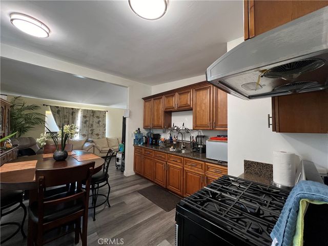 2005 Redding, Rosemead, CA 91770