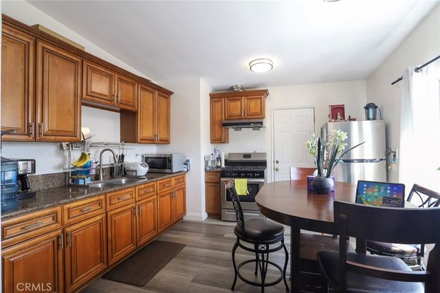 2005 Redding, Rosemead, CA 91770