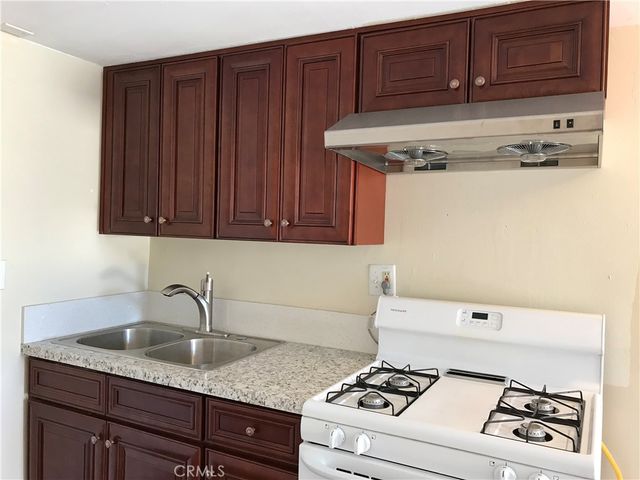 2005 Redding, Rosemead, CA 91770