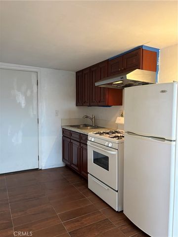 2005 Redding, Rosemead, CA 91770