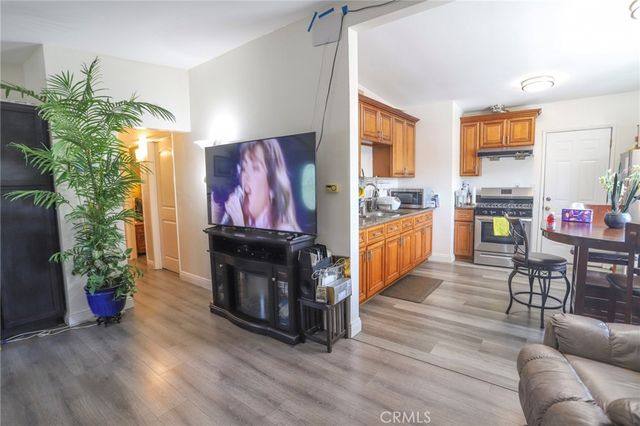 2005 Redding, Rosemead, CA 91770