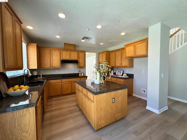 1788 Moreau Way, Brentwood, CA 94513