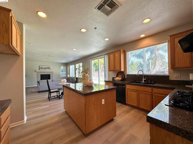 1788 Moreau Way, Brentwood, CA 94513