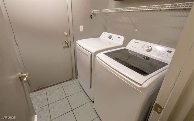 6208 Grizzly Gorge Street, Las Vegas, NV 89130