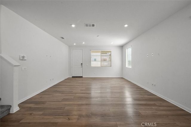 1454 E Laurelwood, San Bernardino, CA 92408