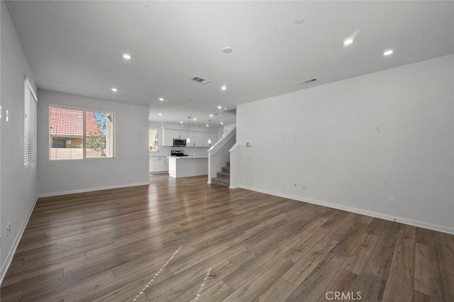 1454 E Laurelwood, San Bernardino, CA 92408