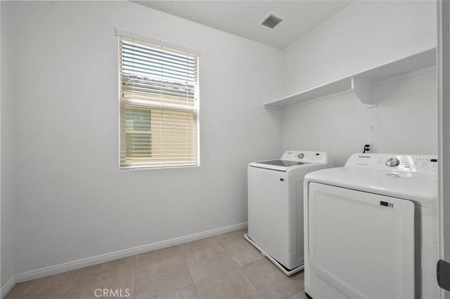 1454 E Laurelwood, San Bernardino, CA 92408