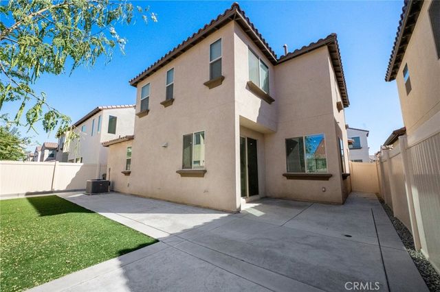 1454 E Laurelwood, San Bernardino, CA 92408