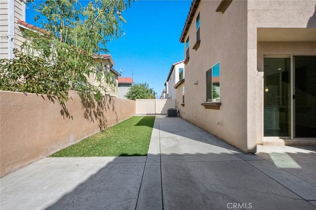 1454 E Laurelwood, San Bernardino, CA 92408
