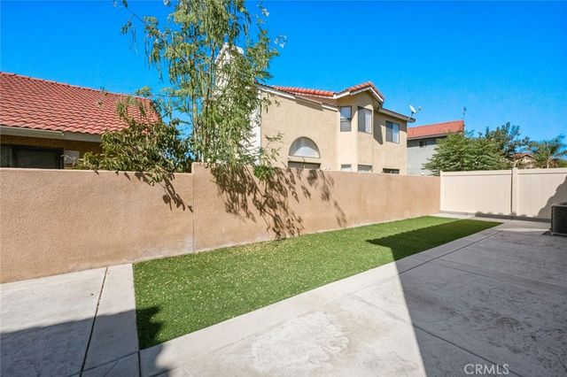 1454 E Laurelwood, San Bernardino, CA 92408