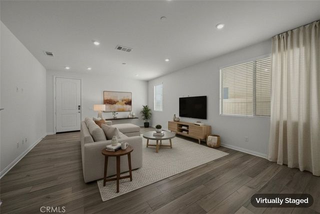 1454 E Laurelwood, San Bernardino, CA 92408