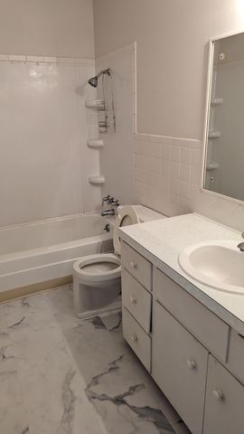 3237 S Ferguson Avenue, Springfield, MO 65807