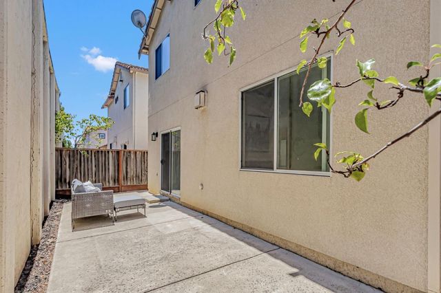 2213 Wigeon Court, San Leandro, CA 94579