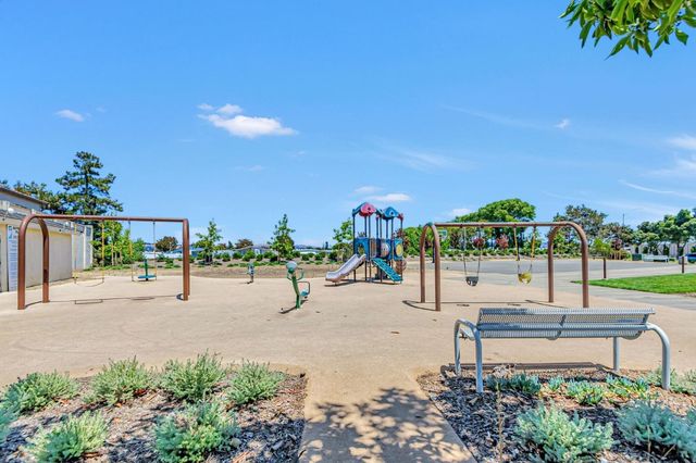 2213 Wigeon Court, San Leandro, CA 94579