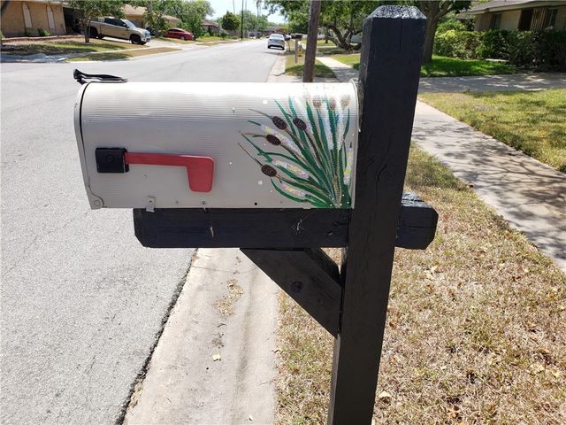 6845 Rhine Dr, Corpus Christi, TX 78412