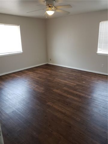 6845 Rhine Dr, Corpus Christi, TX 78412