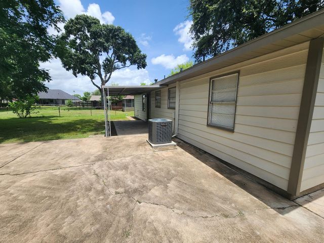 610 Tovrea Road, Alvin, TX 77511