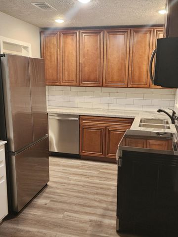 610 Tovrea Road, Alvin, TX 77511