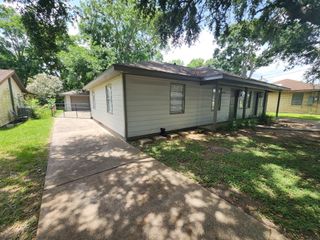 610 Tovrea Road, Alvin, TX 77511