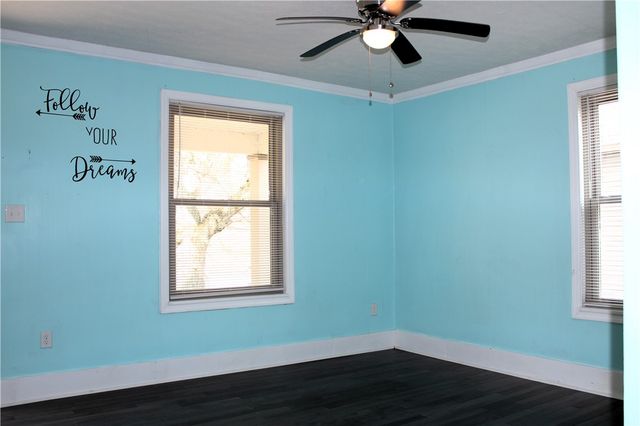 1089 Main Street, Coraopolis, PA 15108