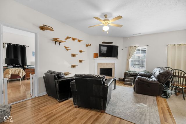 853 Hildebrand Drive, Indianapolis, IN 46217