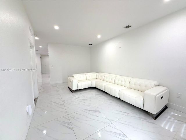 758 NE 34th Ave 758, Homestead, FL 33033