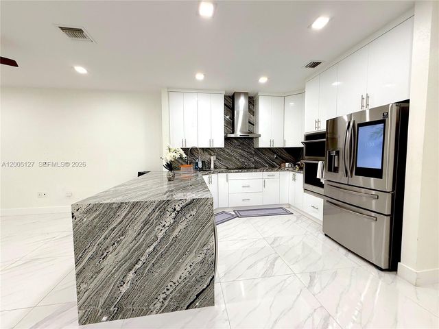 758 NE 34th Ave 758, Homestead, FL 33033