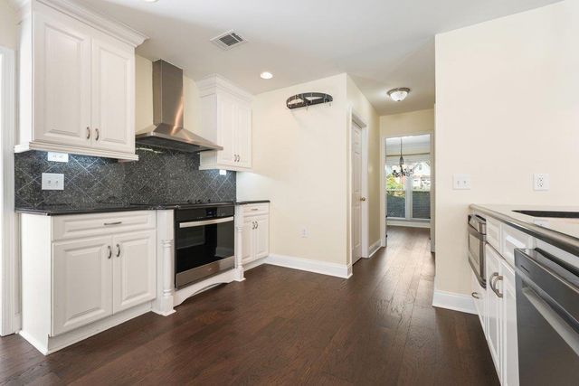 1050 Fairwood Overlook, Acworth, GA 30101