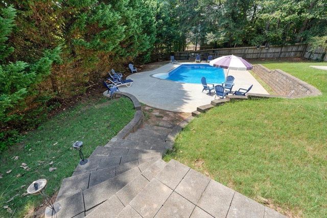 1050 Fairwood Overlook, Acworth, GA 30101
