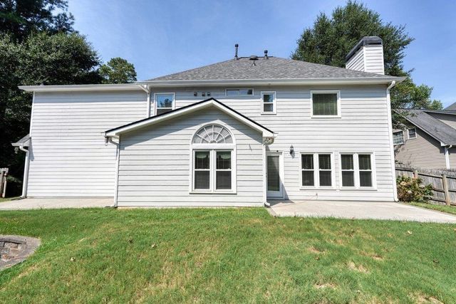 1050 Fairwood Overlook, Acworth, GA 30101
