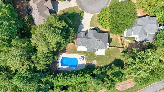 1050 Fairwood Overlook, Acworth, GA 30101