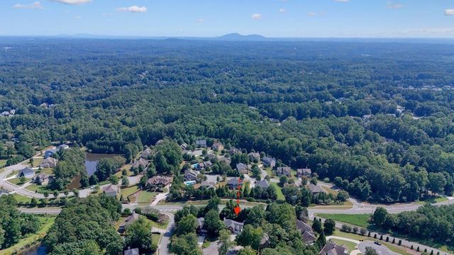 1050 Fairwood Overlook, Acworth, GA 30101