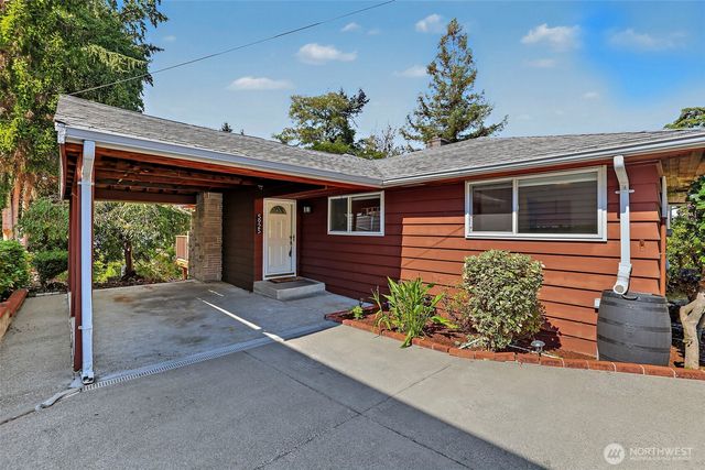 5925 48th Avenue S, Seattle, WA 98118