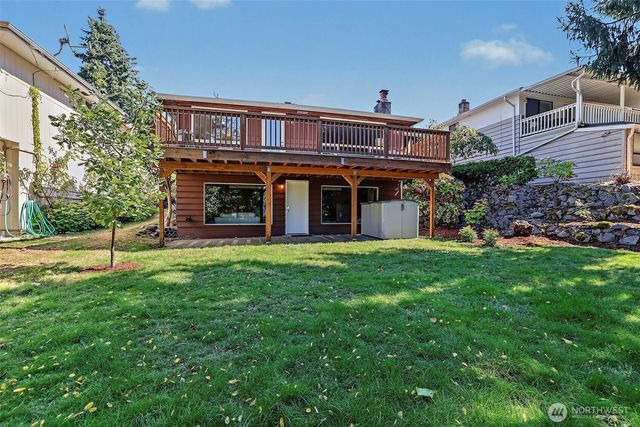 5925 48th Avenue S, Seattle, WA 98118