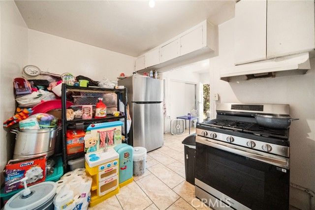 3016 Inez, Los Angeles, CA 90023