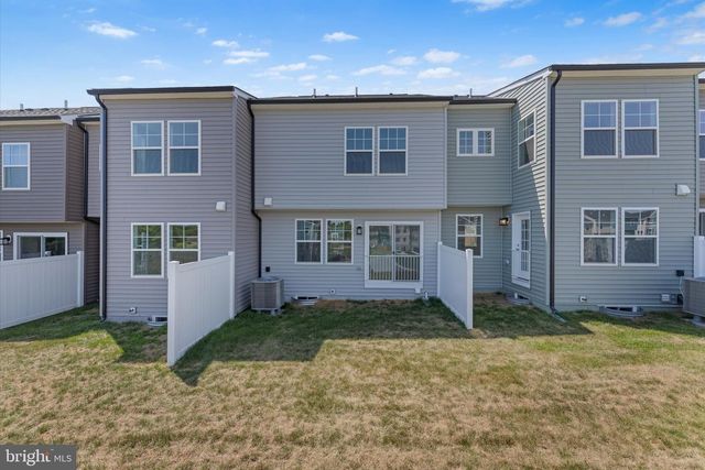 505 FONTANA CIR, Martinsburg, WV 25403