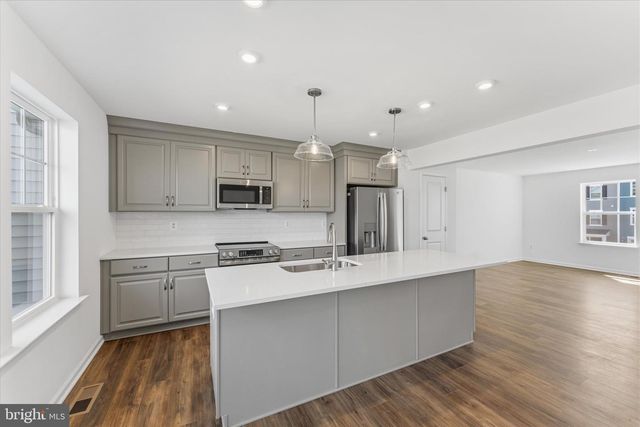 505 FONTANA CIR, Martinsburg, WV 25403