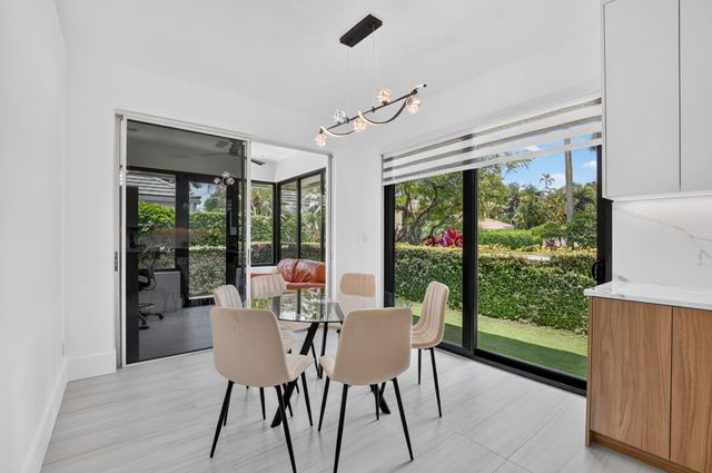 21312 Greenwood Court, Boca Raton, FL 33433