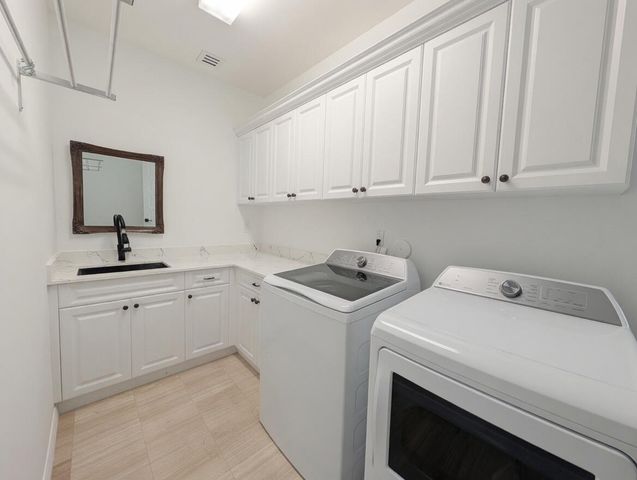 21312 Greenwood Court, Boca Raton, FL 33433