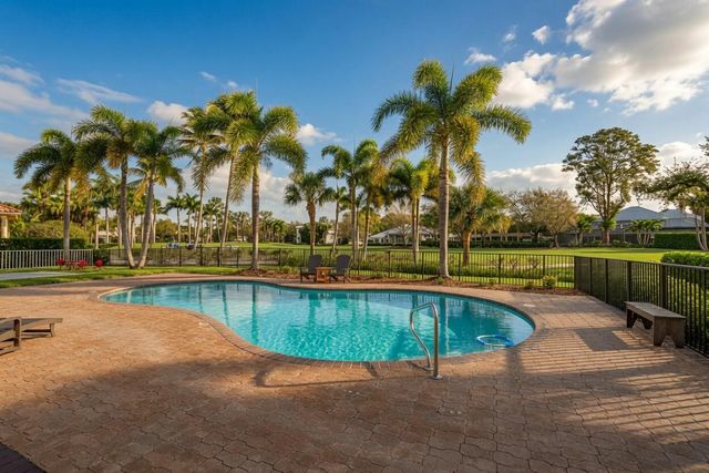21312 Greenwood Court, Boca Raton, FL 33433