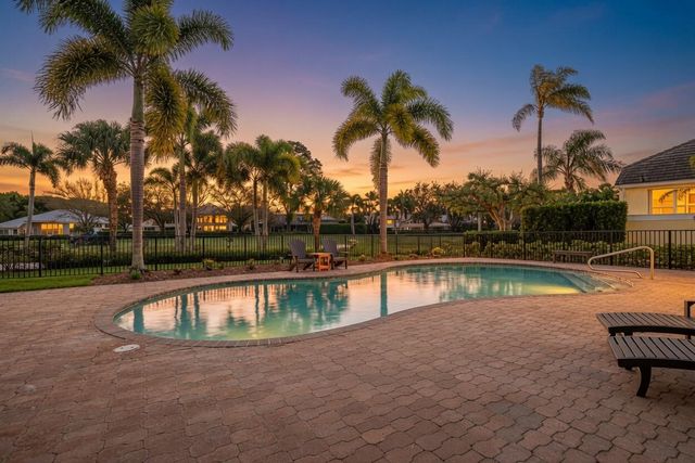 21312 Greenwood Court, Boca Raton, FL 33433